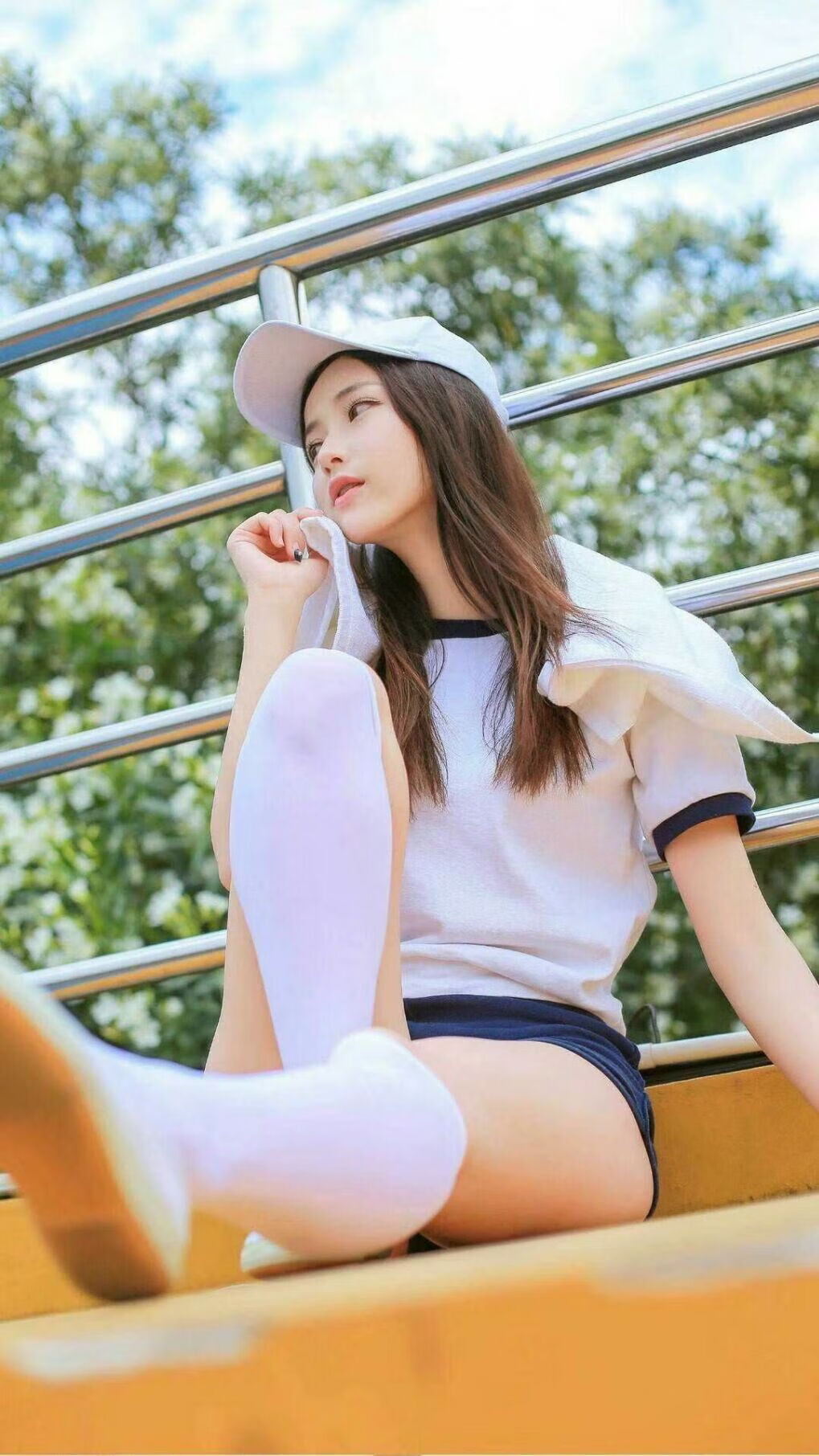 _水上飞跃：冲浪与极限运动的新结合_，水上冲浪是什么意思
