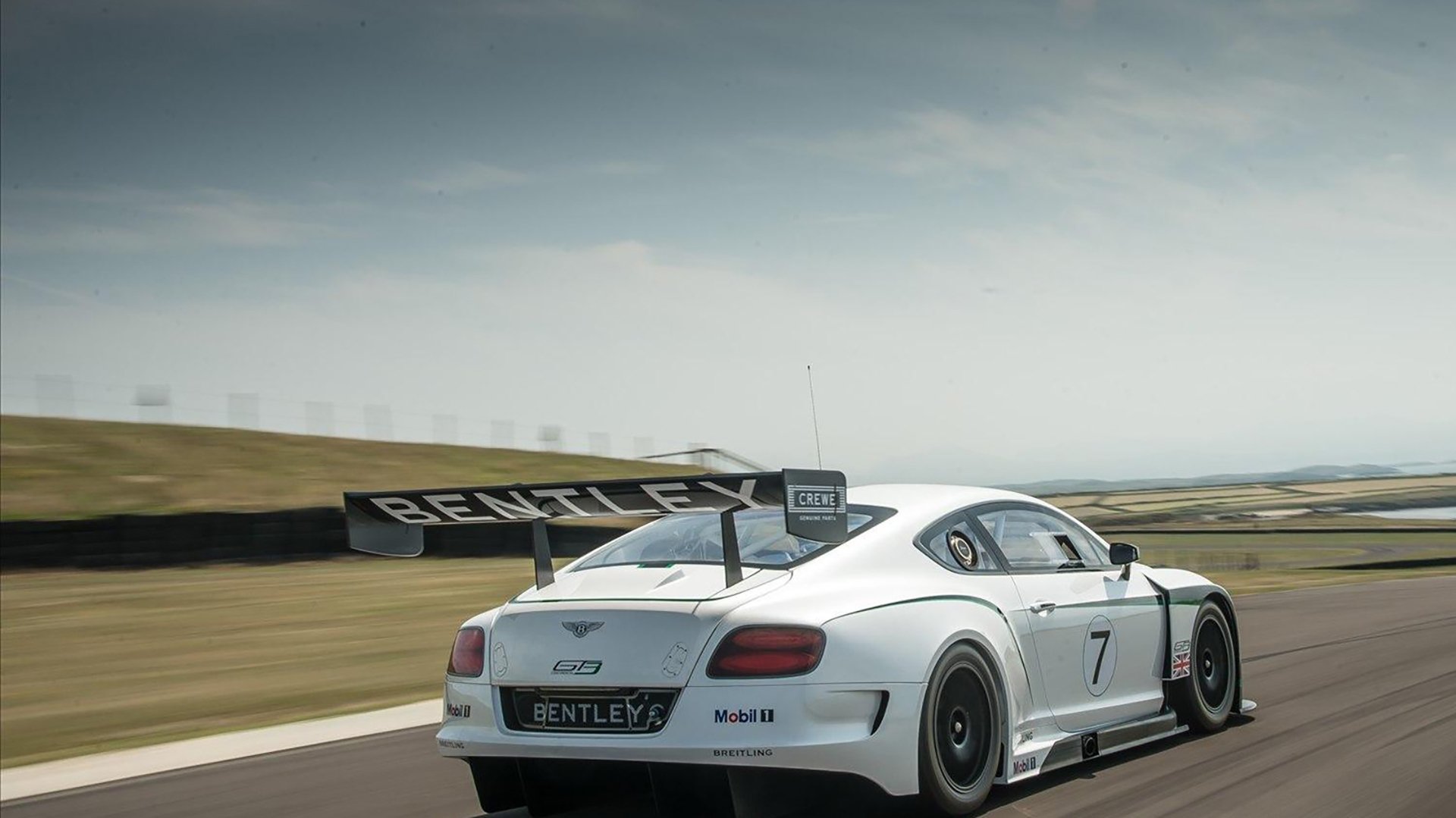 尤文图斯成功晋级八强,欧冠奇迹,尤文图斯八连冠